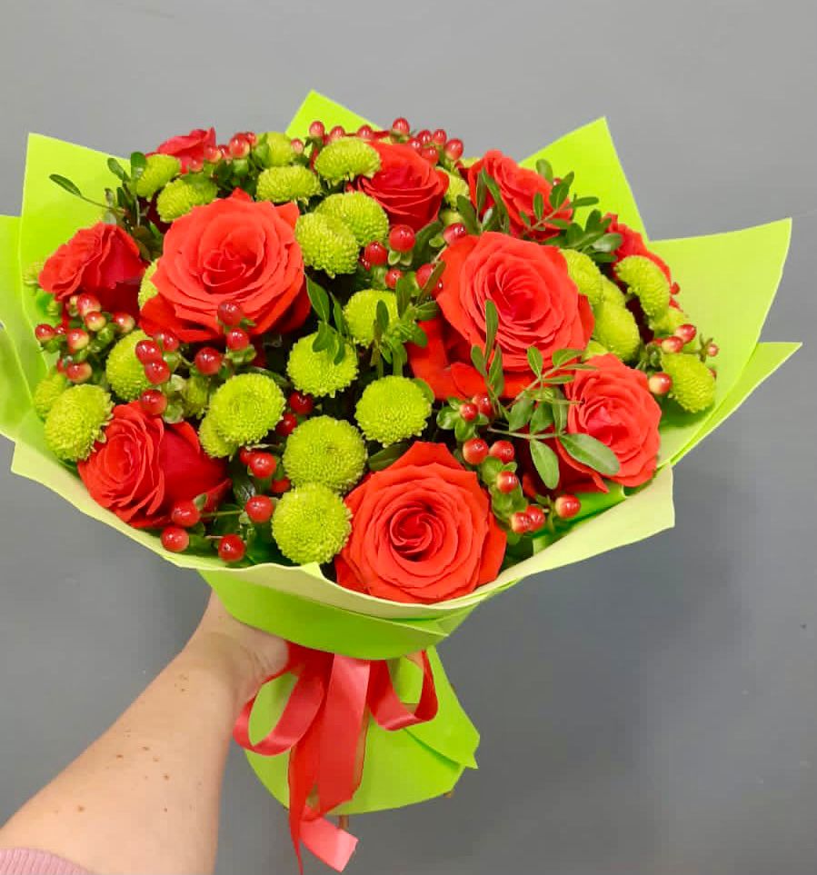 Букет цветов из: Хризантемы и Розы в Малой Пурге