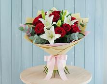 Букет цветов из:  Лилии и Розы в Малой Пурге