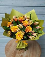 Букет цветов из:  Альстромерии и Розы в Малой Пурге