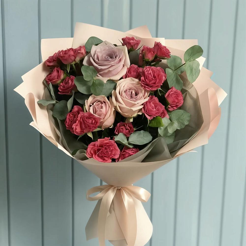 Букет цветов из: Гвоздики и Розы в Малой Пурге