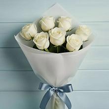 Букет 7 Белых роз Эдлесс Лав в Малой Пурге