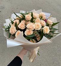Букет Кремовые розы Латте в Малой Пурге