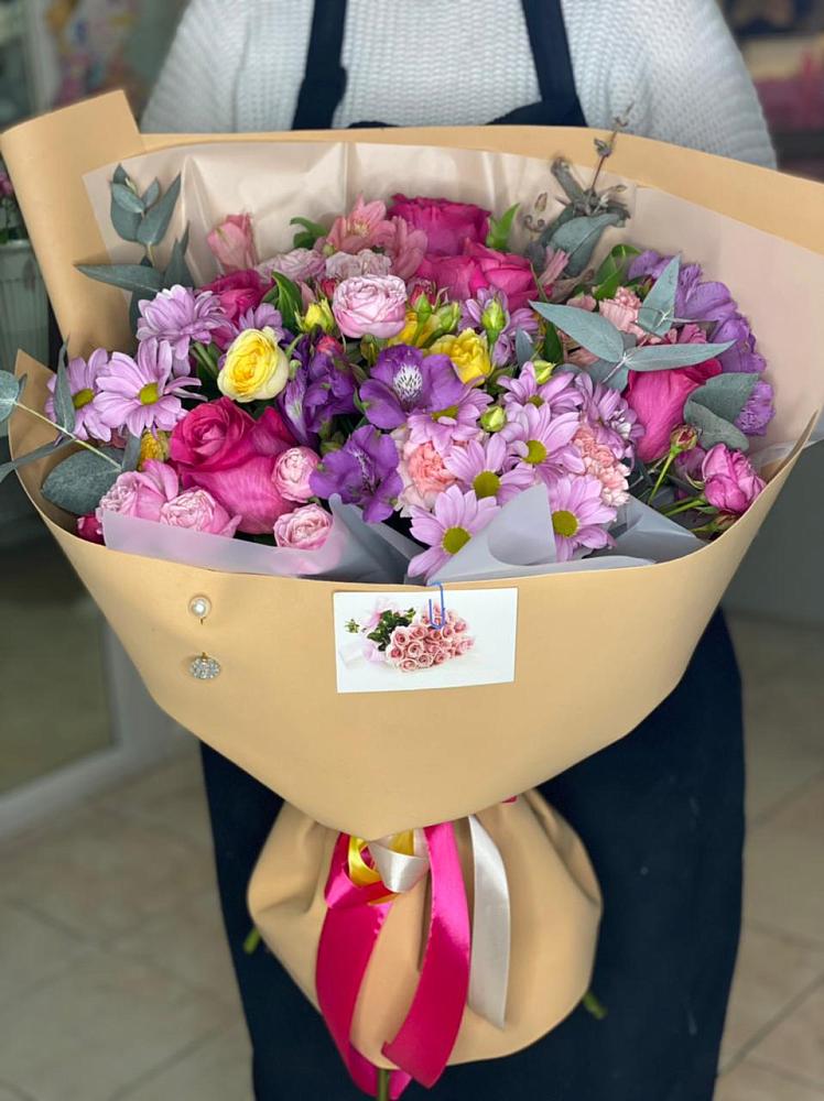 Букет цветов из: Хризантемы, Гвоздики и Альстромерии в Малой Пурге