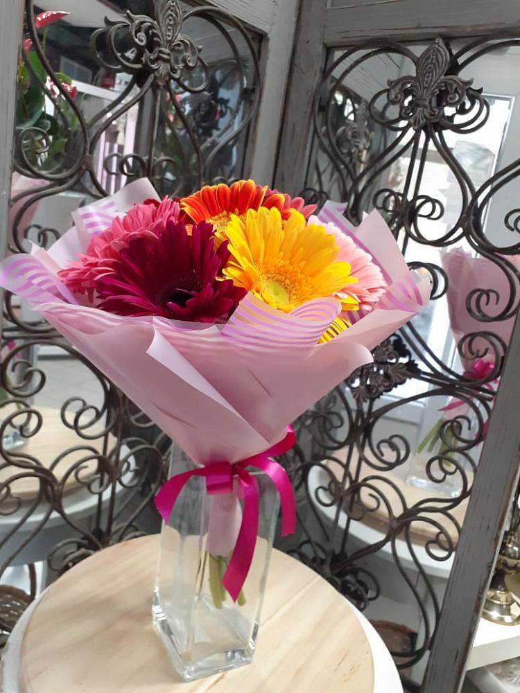 Букет цветов из: Герберы в Малой Пурге