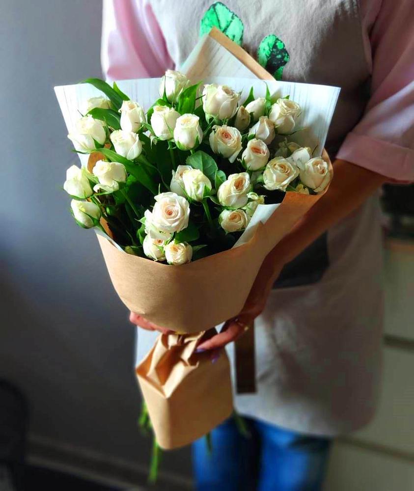 Букет цветов из: Розы в Малой Пурге