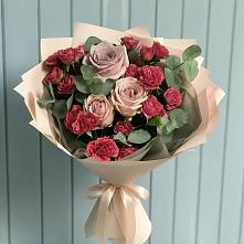 Букет цветов из:  Гвоздики и Розы в Малой Пурге