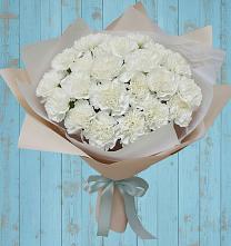 Букет цветов из:  Гвоздики в Малой Пурге